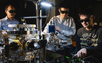 A Historic Discovery: How Quantum Mechanics and Gravity Are Finally Connected How Quantum Mechanics and Gravity Are Finally Connected